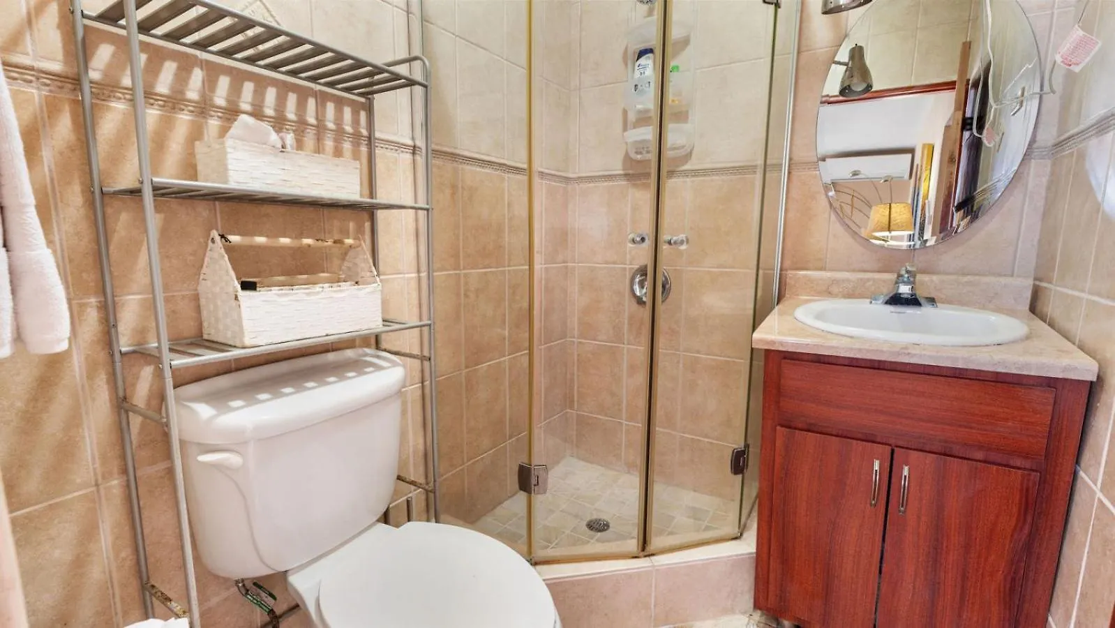 公寓 Beachfront Getaway At Ocean View Castle Condo 阿瓜达 波多黎各